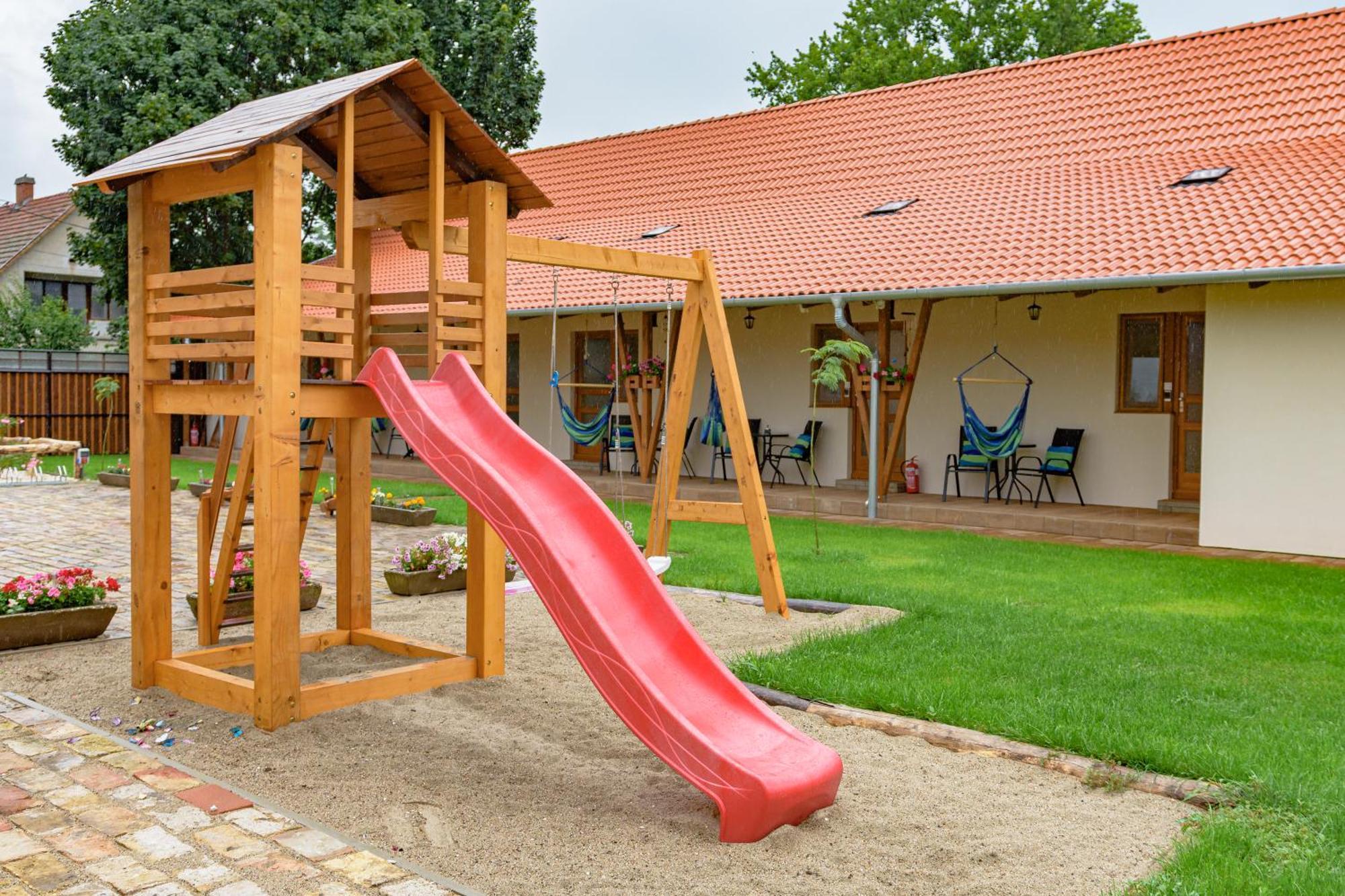 Szelcsengo Wellness Vendeghaz Apartment Mako Exterior photo